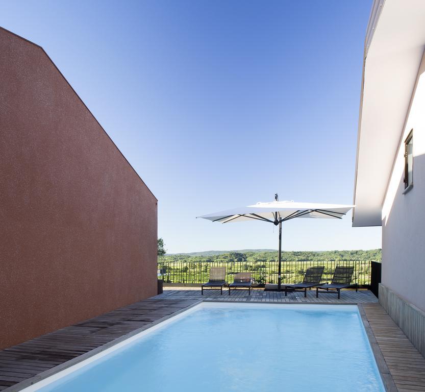 Fana Estate Apartment Dobrovo Luaran gambar